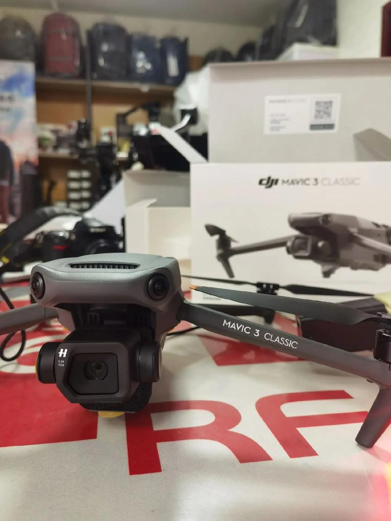 DJI 