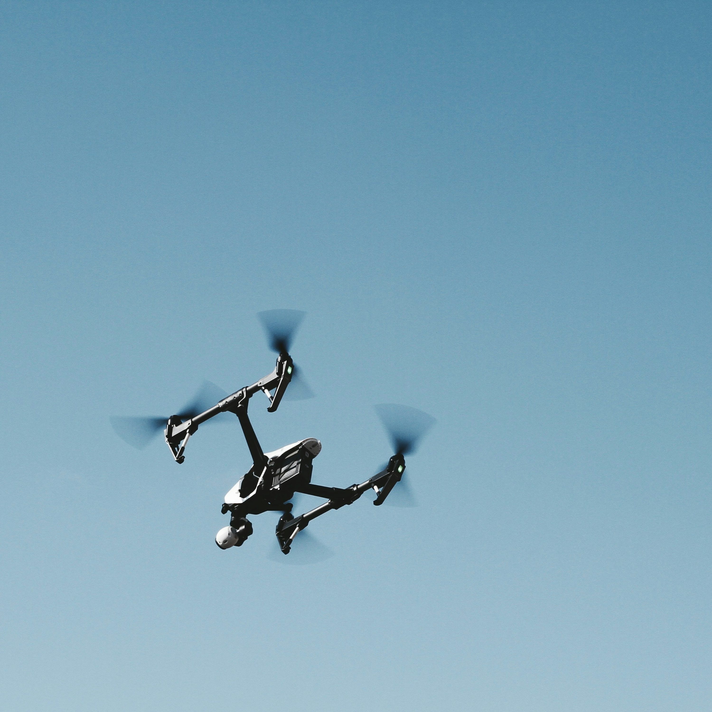 DJI