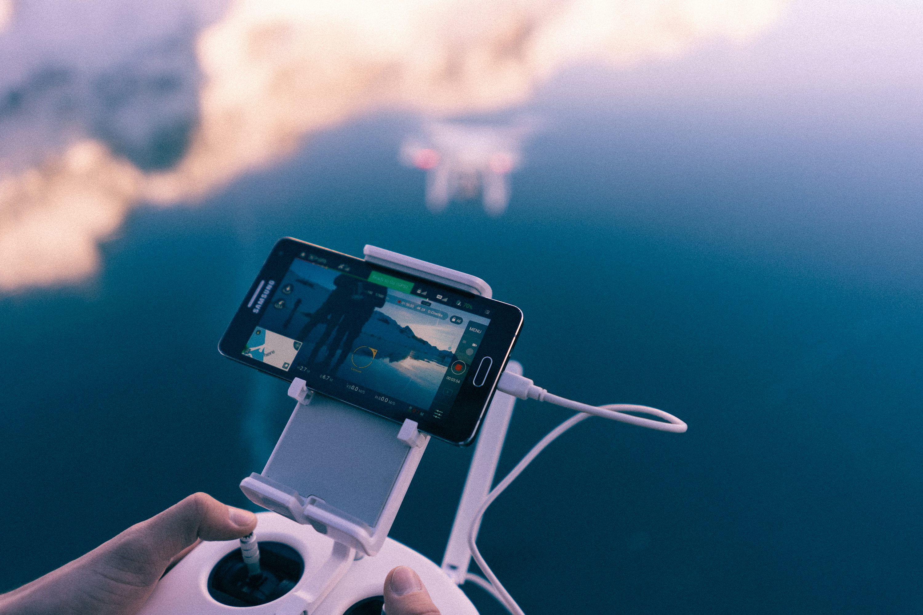 DJI 