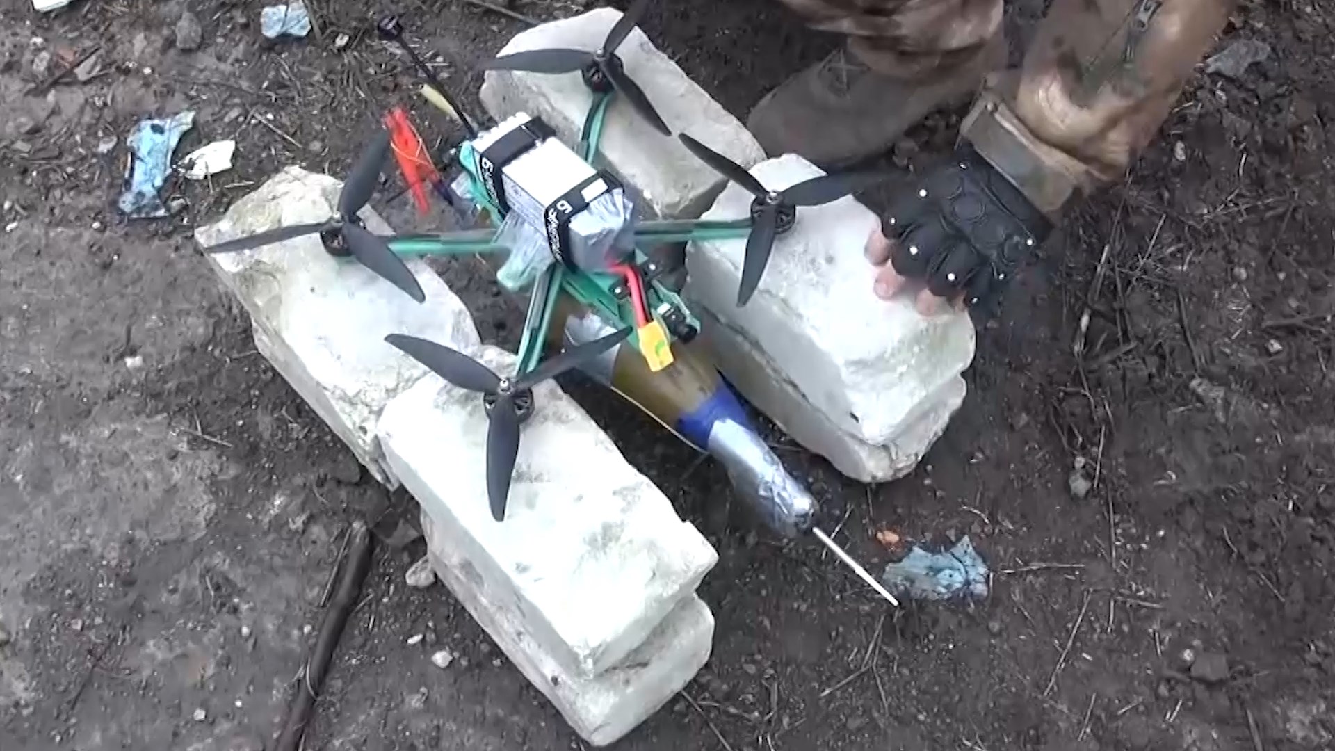 Hu