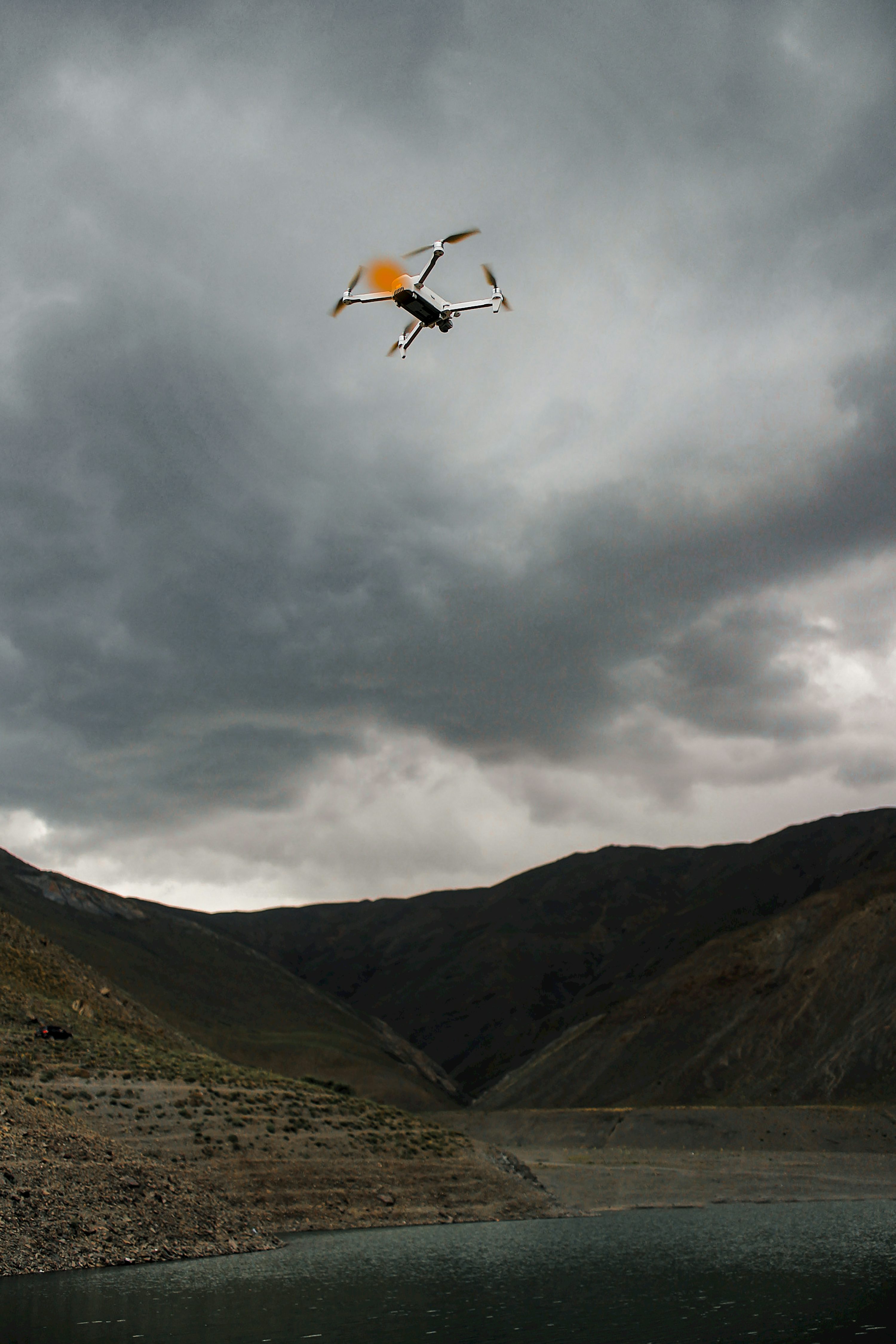 DJI 