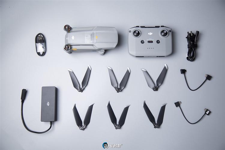 DJI